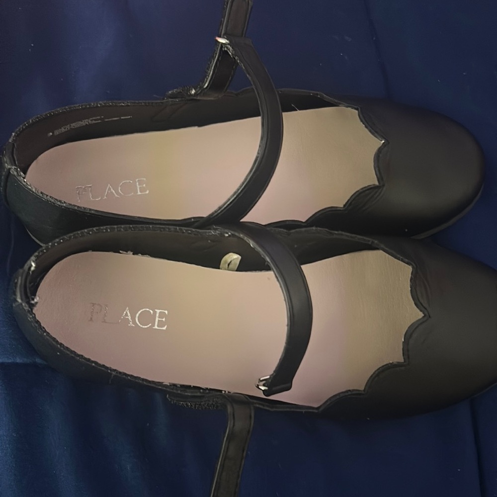 The Children’s Place- Girls Uniform Comfort Flex Shoes in Black
